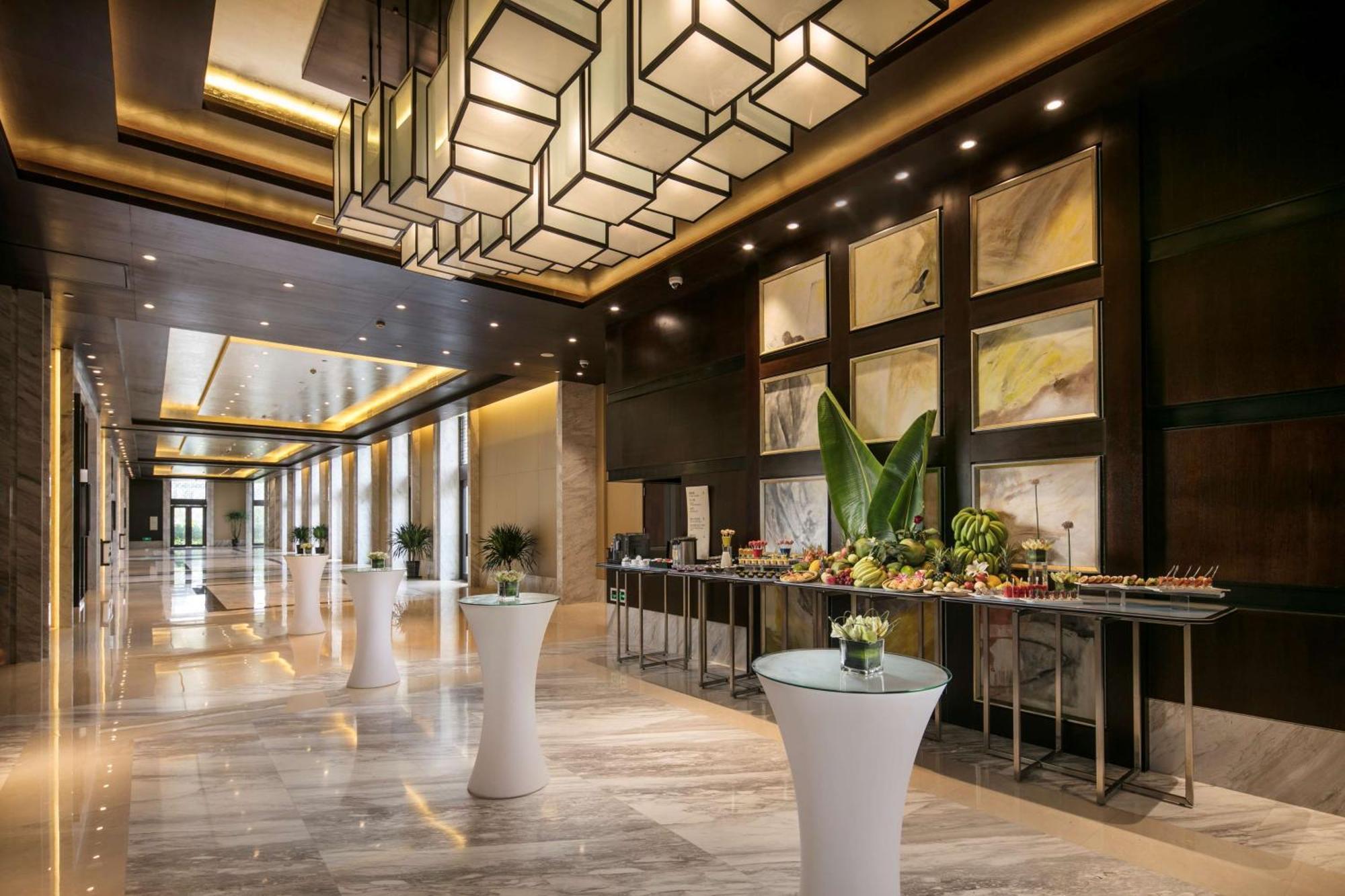 Hilton Vencsang Kültér fotó