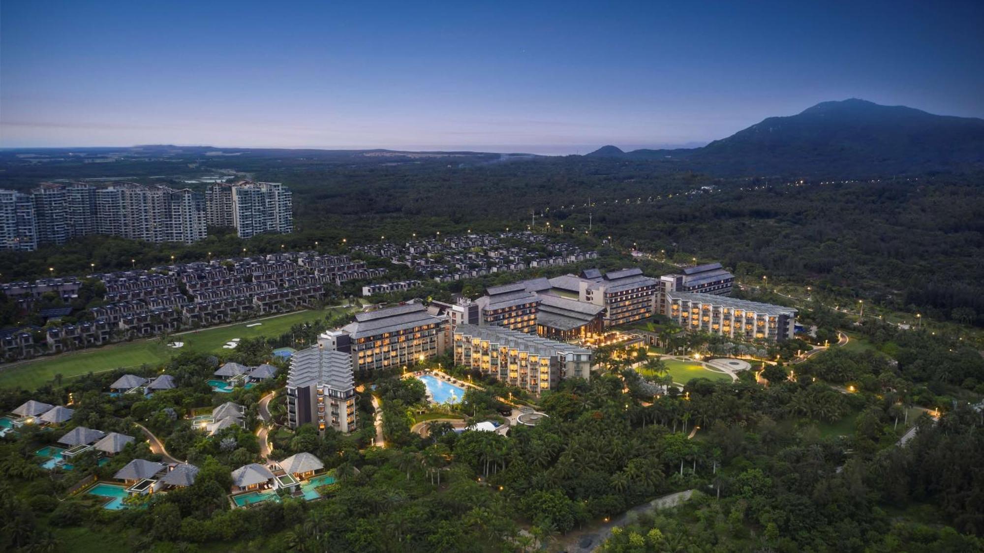 Hilton Vencsang Kültér fotó